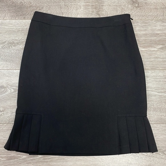 Tahari Arthur Levine Julie Pencil Skirt Side Hem Pleats 6P - Picture 3 of 13